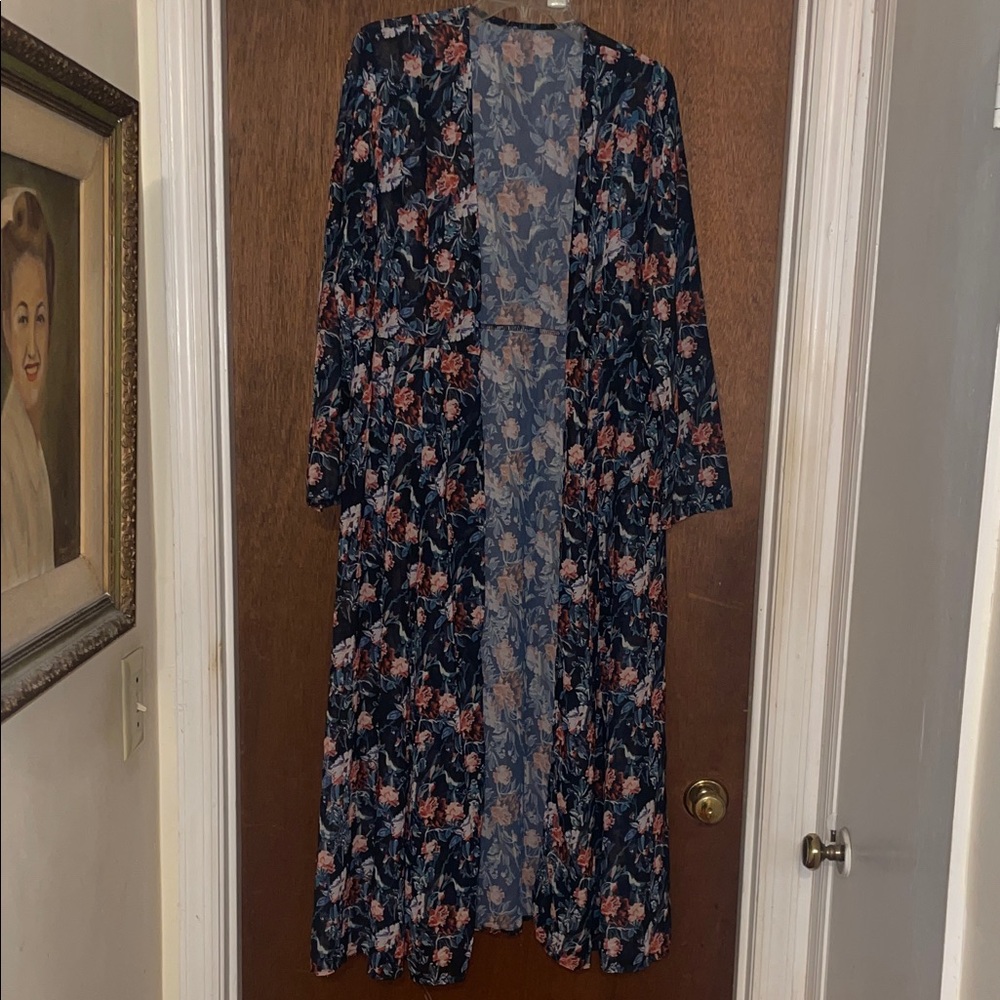 Wallflower Floral Long Robe - Blue and Pink size Large.